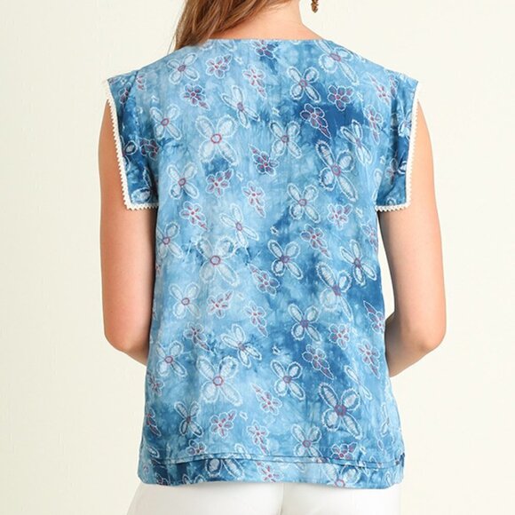 UMGEE  Ladies Tie Dye Keyhole Top with Lace Trim and Floral Print  NWT - Picture 4 of 6